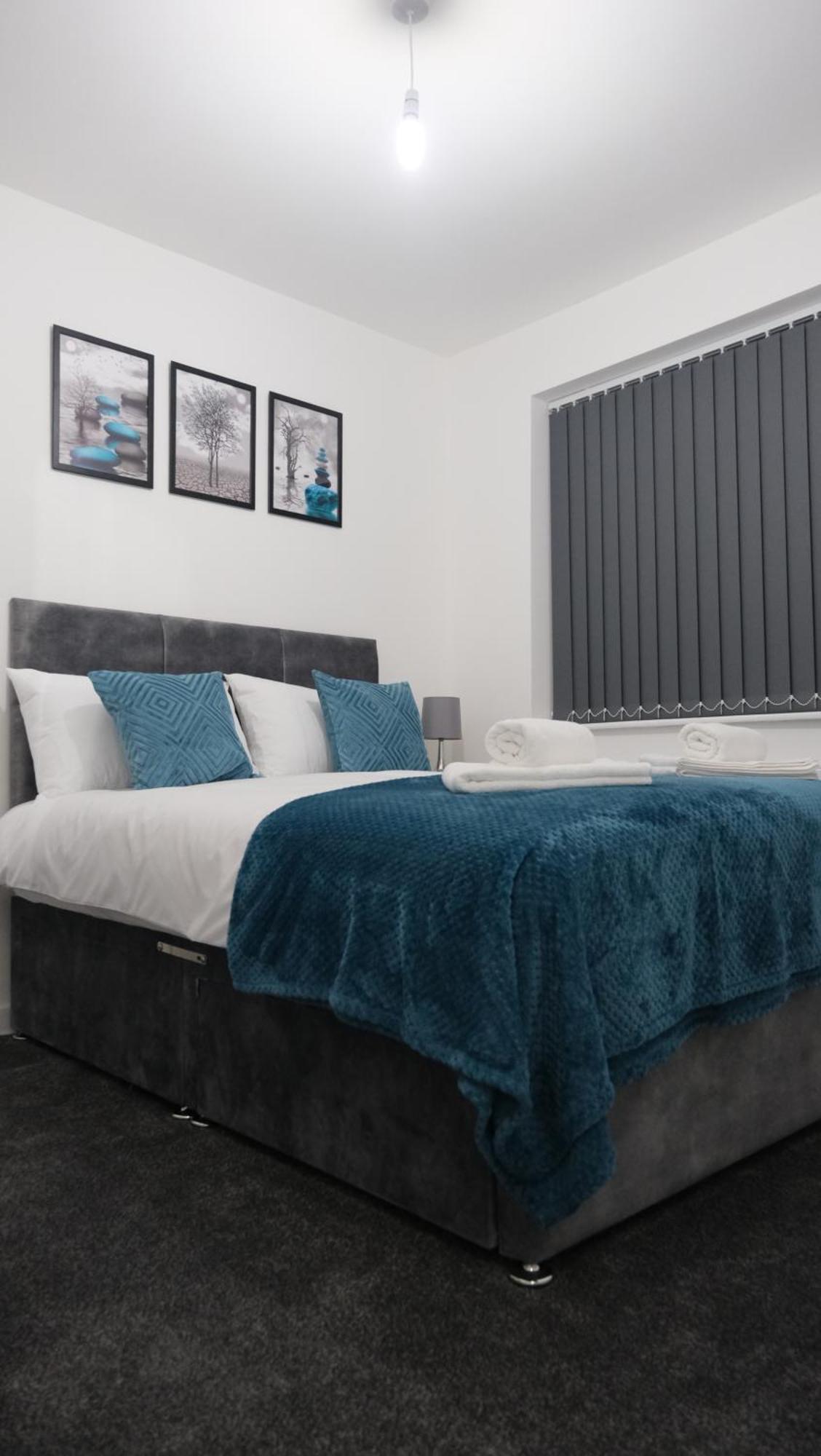 Modernized Three Bedroom House Near City Stadium, Attractions, City Centre - Sky N Netflix - Convenient Transport Manchester Kültér fotó