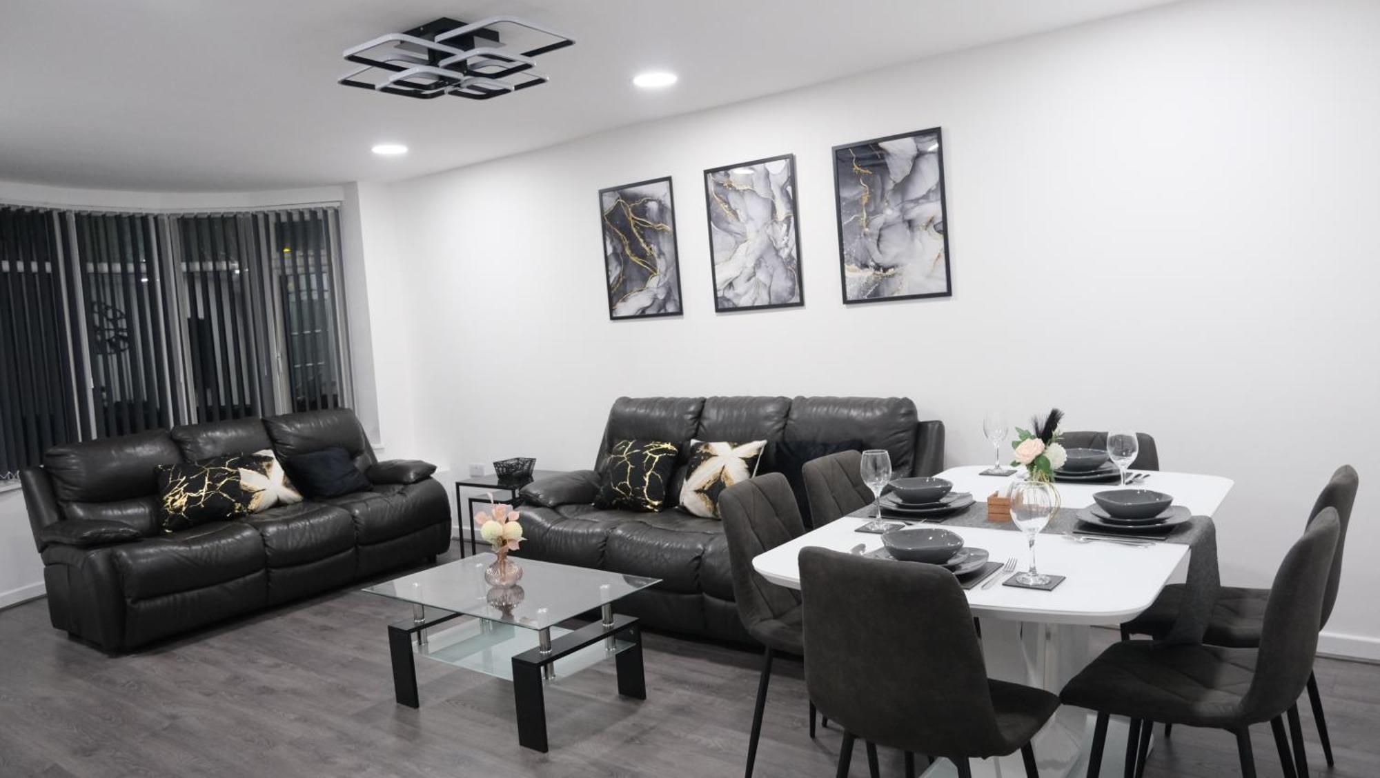 Modernized Three Bedroom House Near City Stadium, Attractions, City Centre - Sky N Netflix - Convenient Transport Manchester Kültér fotó