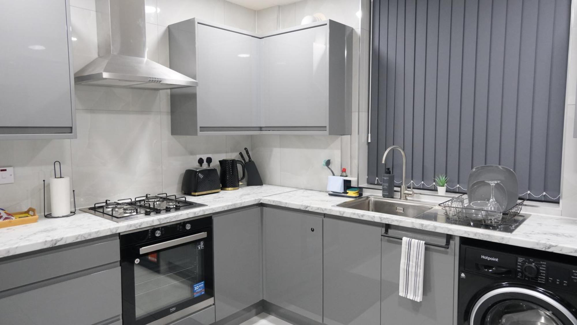 Modernized Three Bedroom House Near City Stadium, Attractions, City Centre - Sky N Netflix - Convenient Transport Manchester Kültér fotó